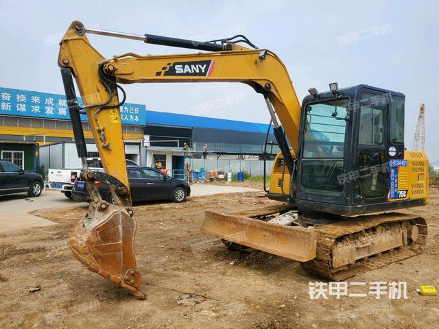 三一重工SY75C挖掘机