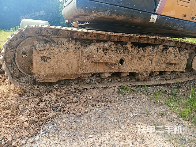 单侧履带整体（整机外观）