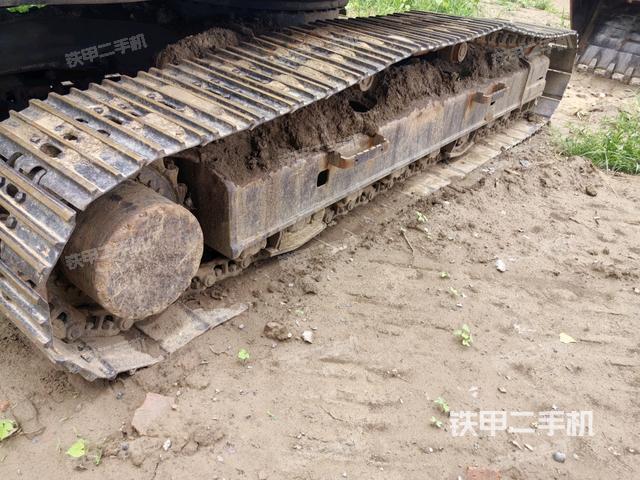 左側(cè)履帶整體?（行走機(jī)構(gòu)）