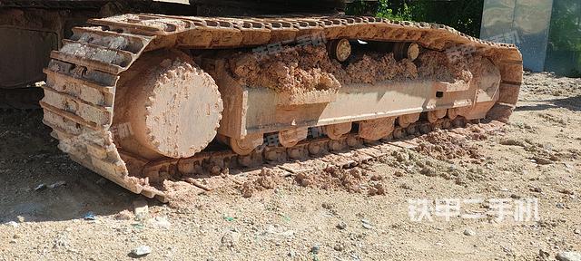 单侧履带整体（整机外观）