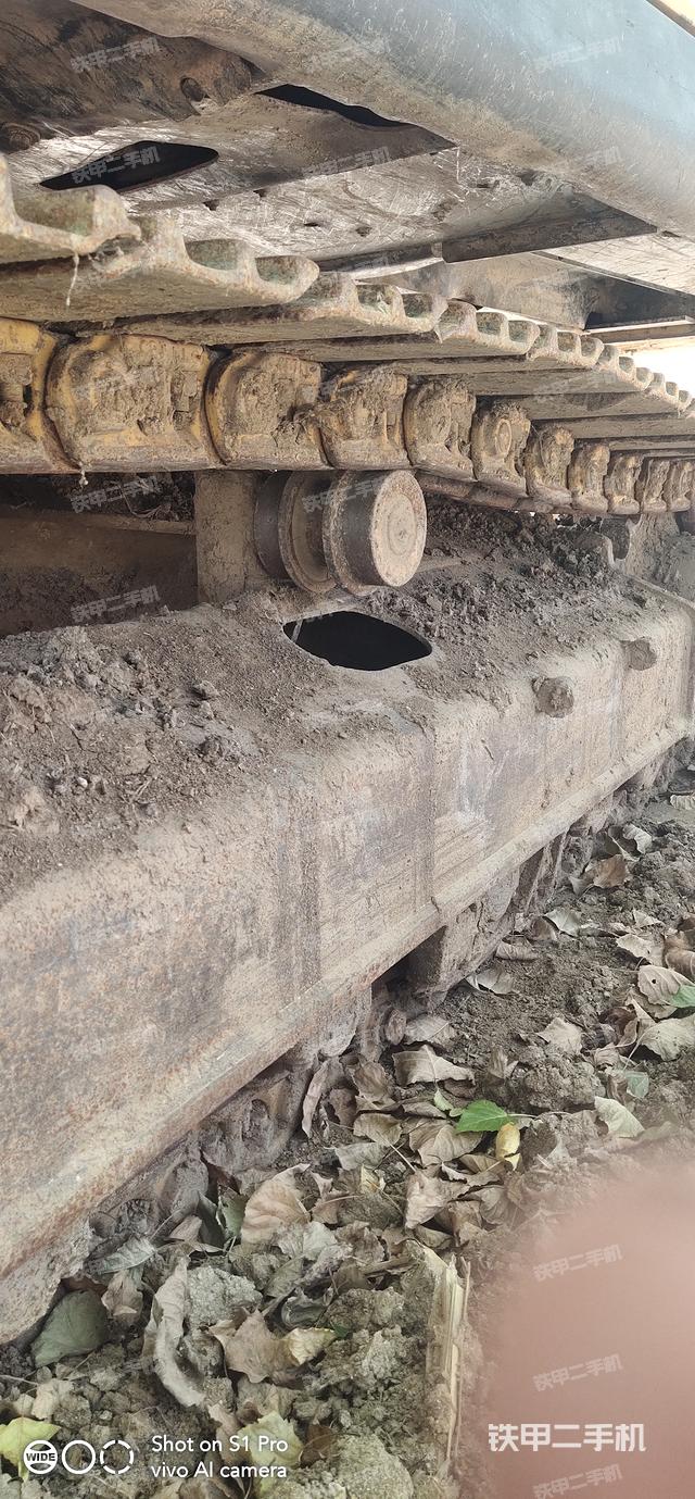 单侧履带整体（整机外观）