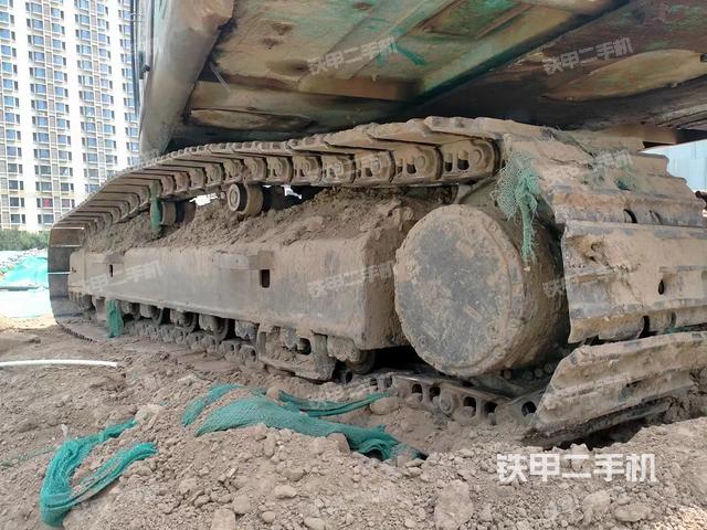 单侧履带整体（整机外观）