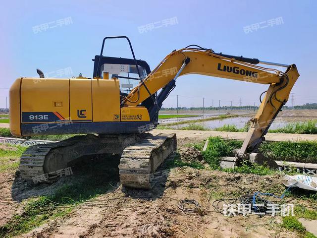 整机右后45°（整机外观）