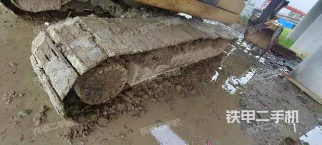 单侧履带整体（整机外观）