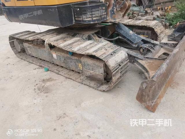 单侧履带整体（整机外观）