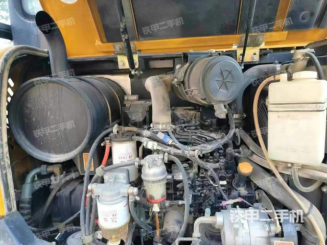 发动机整体俯视（整机外观）