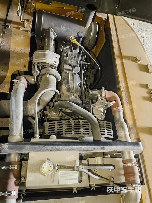 发动机整体俯视（整机外观）