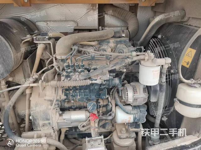 发动机整体俯视（整机外观）