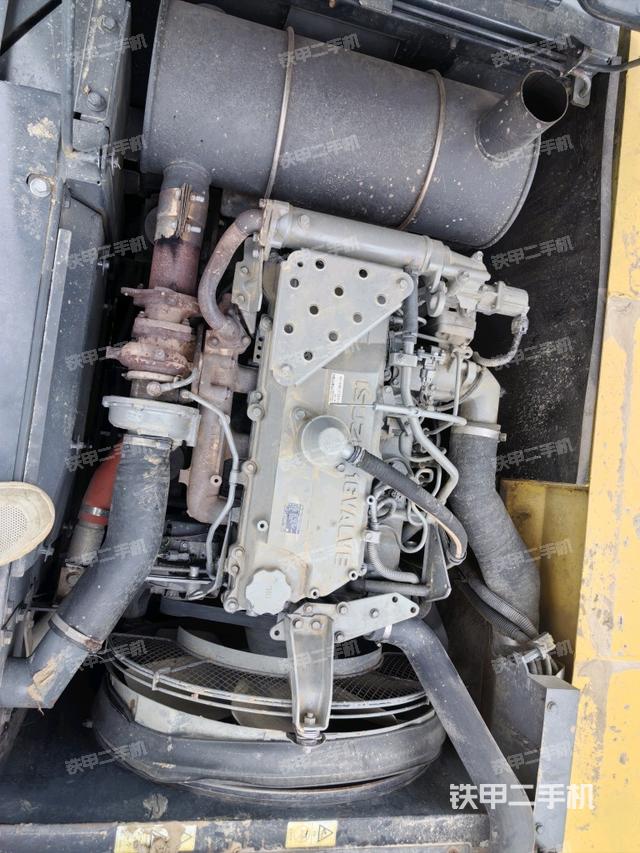 發(fā)動機(jī)室(上車部件) 發(fā)動機(jī)室(上車部件)