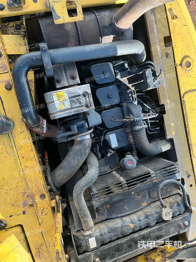 发动机整体俯视（整机外观）