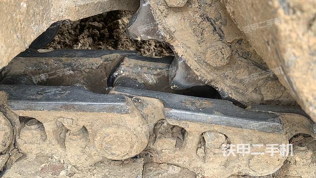 单侧履带整体（整机外观）