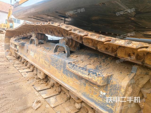 右侧履带整体（行走机构）