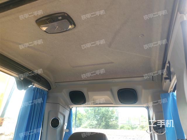 顶棚整体（驾驶室部分）