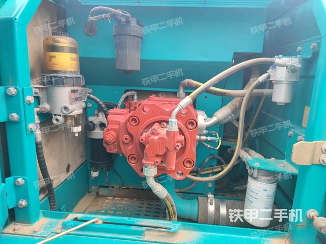 液壓泵室(大件艙室) 液壓泵室(大件艙室)