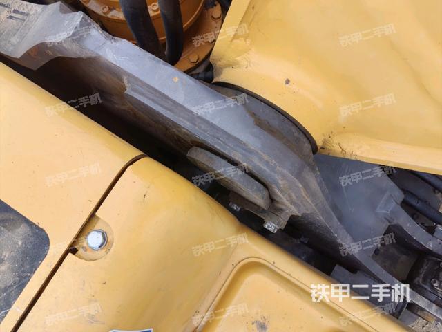 大臂根部 斜视（工作和回转装置）