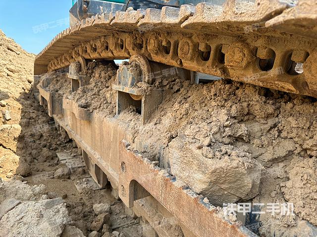 单侧履带整体（整机外观）