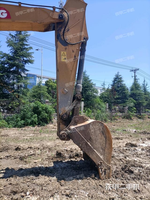 小臂整體左后（工作和回轉(zhuǎn)裝置）