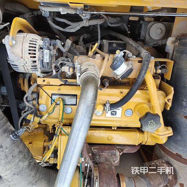 发动机整体俯视（整机外观）