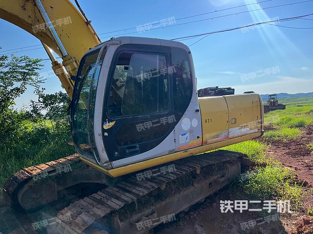 住友SH200-3挖掘机