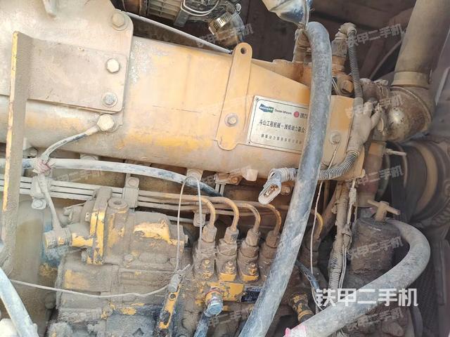 发动机左侧（整机外观及大件）