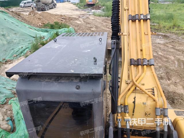 驾驶室顶部俯视（上车部件）