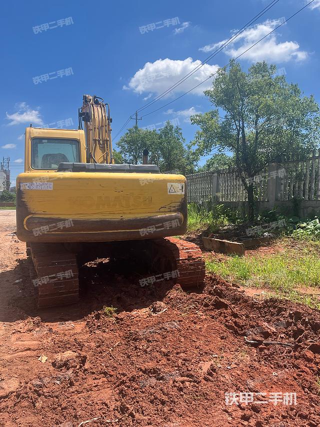 驾驶室顶部（整机外观）