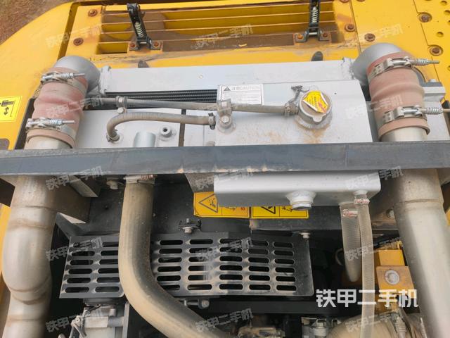 气门室盖螺丝特写（上车部件）