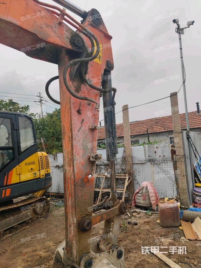 小臂整體左后(工作和回轉(zhuǎn)裝置) 小臂整體左后(工作和回轉(zhuǎn)裝置)