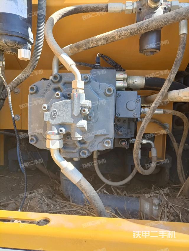 液壓泵室（大件艙室）