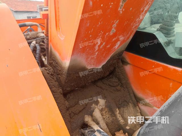 大臂根部?斜(工作和回轉(zhuǎn)裝置) 大臂根部?斜(工作和回轉(zhuǎn)裝置)