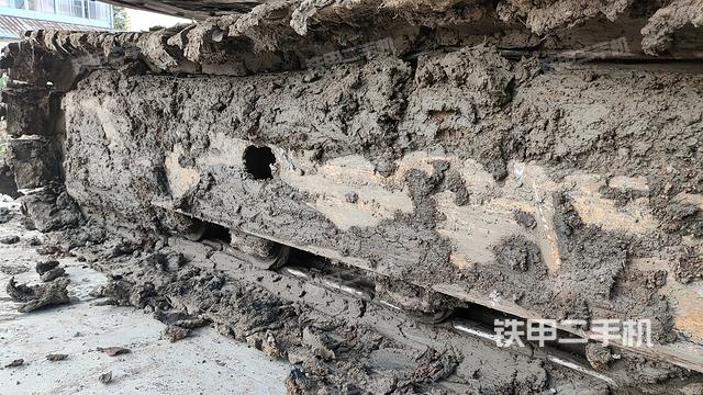 单侧履带整体（整机外观）