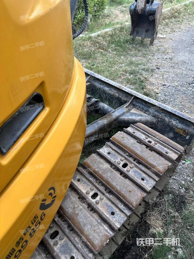 单侧履带整体（整机外观）