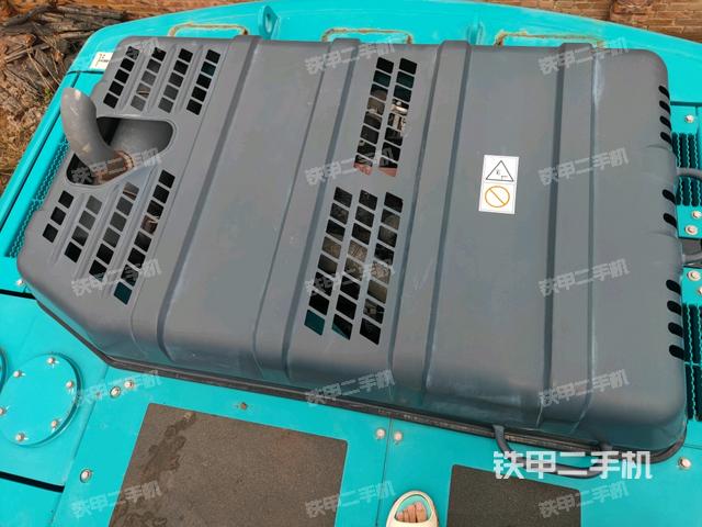 水箱+風(fēng)扇特寫(上車部件) 水箱+風(fēng)扇特寫(上車部件)