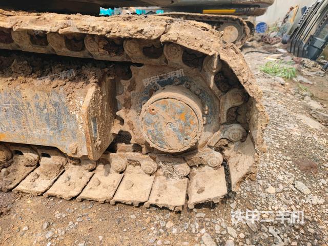 右驱动轮(行走机构) 右驱动轮(行走机构)