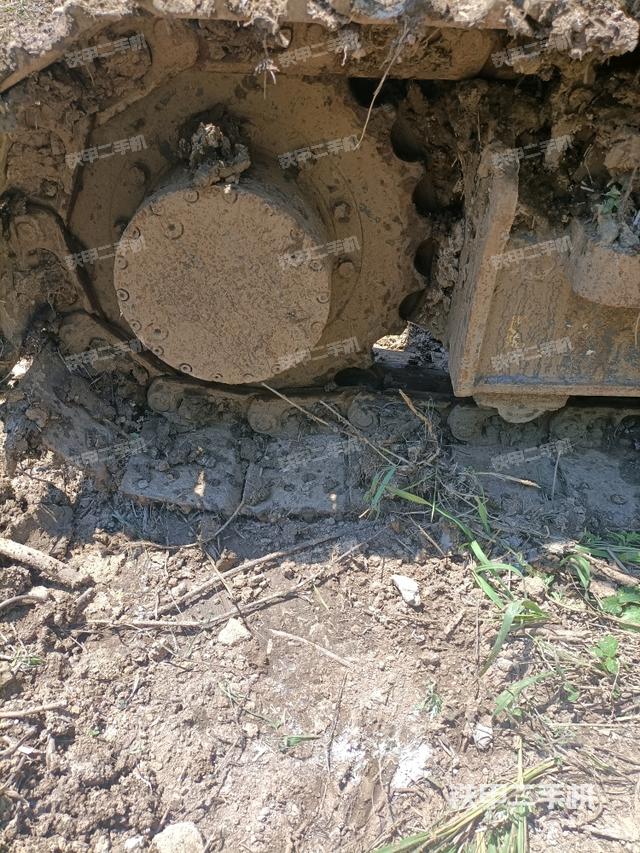 左驅(qū)動(dòng)輪（行走機(jī)構(gòu)）