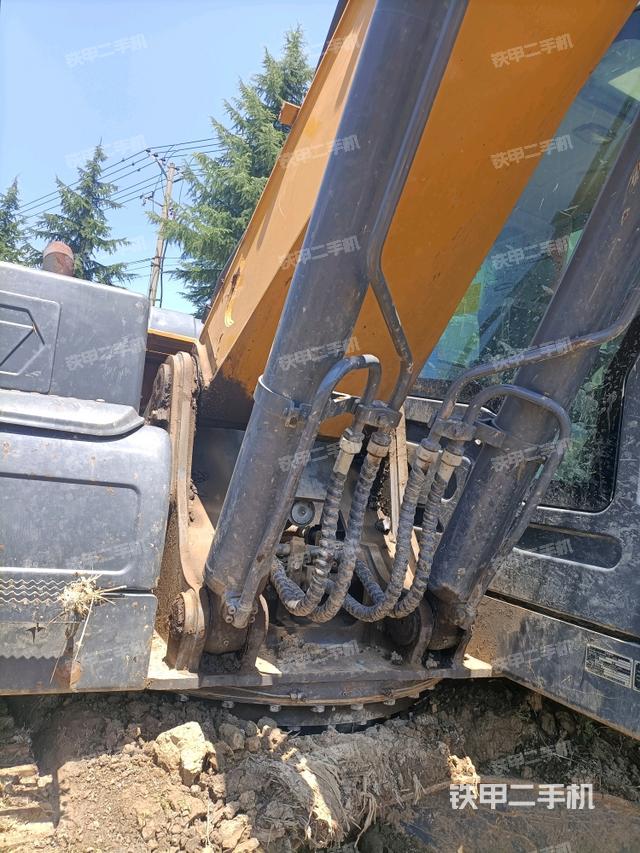 大臂根部?斜視（工作和回轉(zhuǎn)裝置）