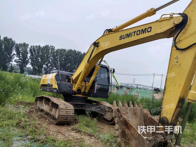 右前45(整機(jī)外觀) 右前45(整機(jī)外觀)