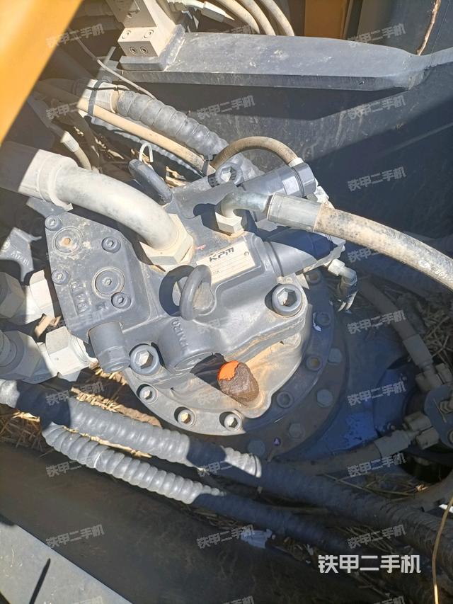 回轉(zhuǎn)馬達(dá)（上車部件）