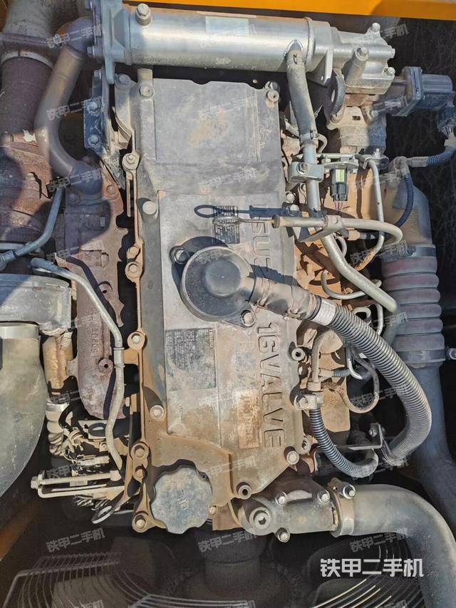 发动机整体俯视（整机外观）