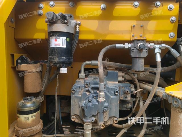 液压泵斜45 左（大件舱室）