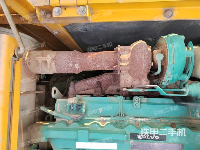 增壓器特寫(xiě)（上車(chē)部件）