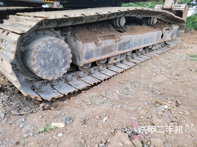 右側(cè)履帶整體（行走機(jī)構(gòu)）