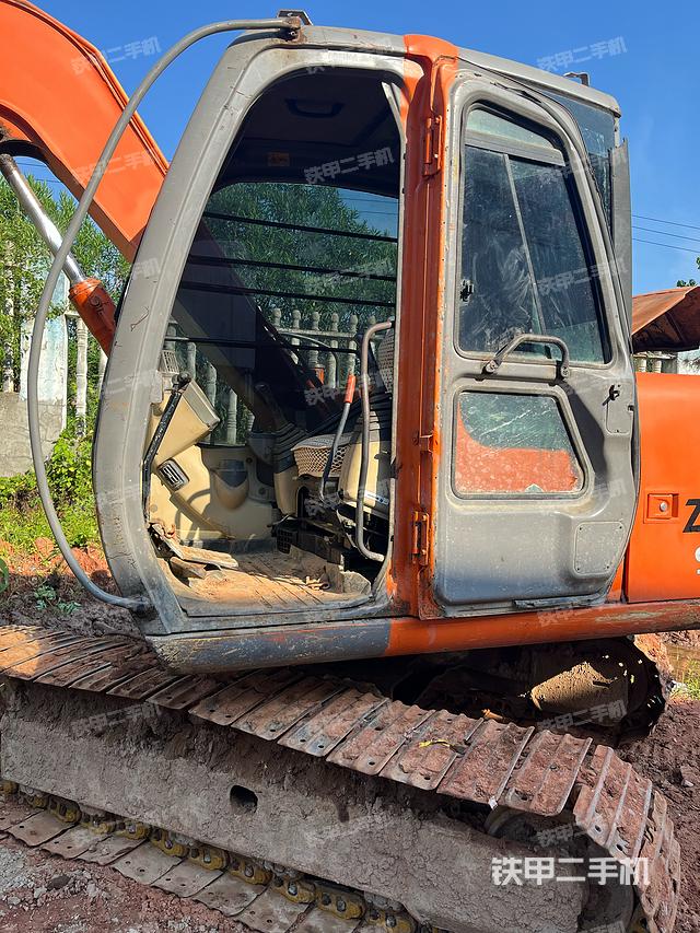 驾驶室整体（整机外观）