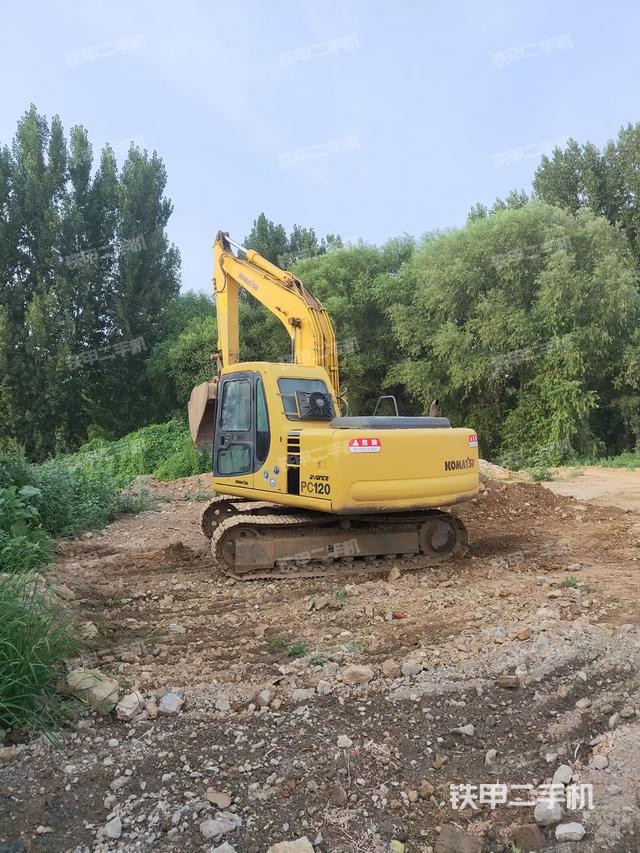 驾驶室顶部（整机外观）