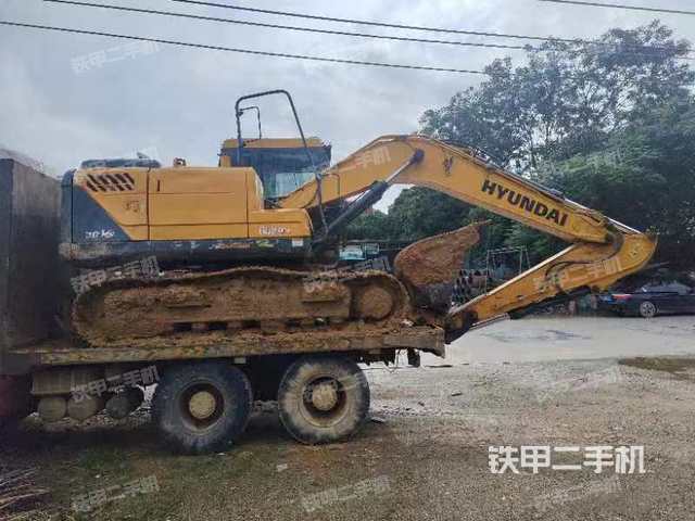 单侧履带整体（整机外观）