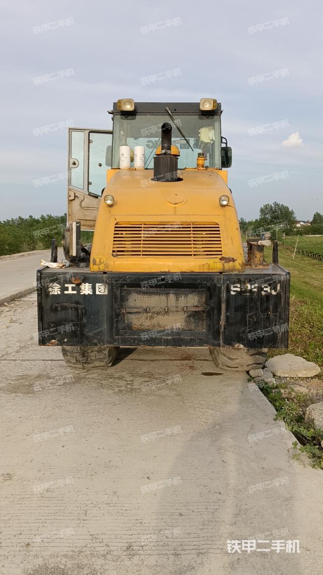 整机右后45°（设备外观及核心部件）