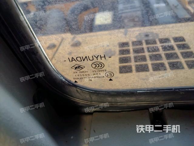 后窗玻璃角標(biāo)(駕駛室部分) 后窗玻璃角標(biāo)(駕駛室部分)