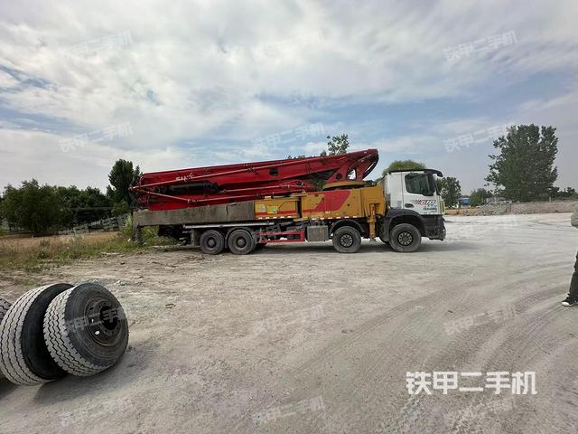 整机右后45°（设备外观及核心部件）