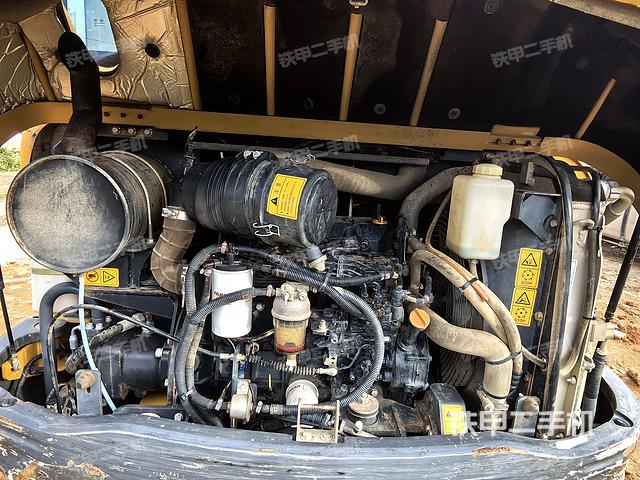 发动机整体俯视（整机外观）