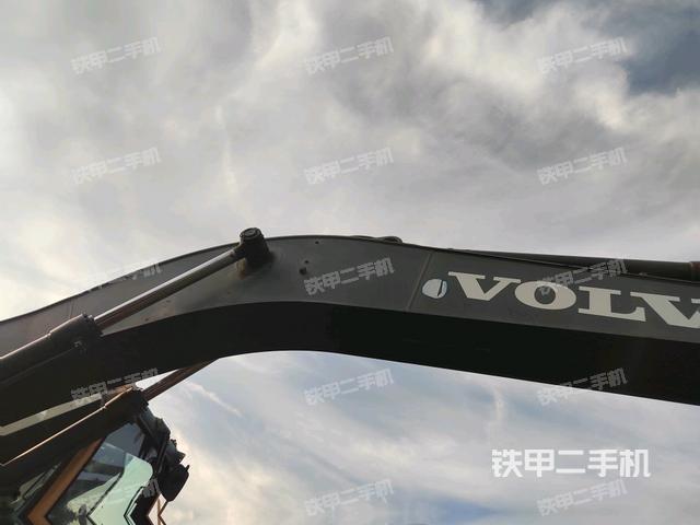 大臂整體?右側(cè)（工作和回轉(zhuǎn)裝置）